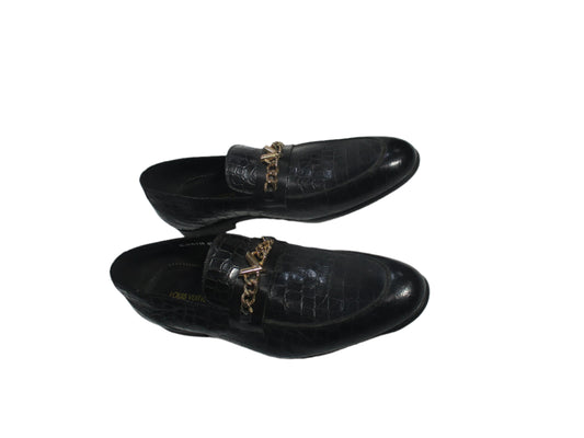Louis Vuitton Men Cover Shoe