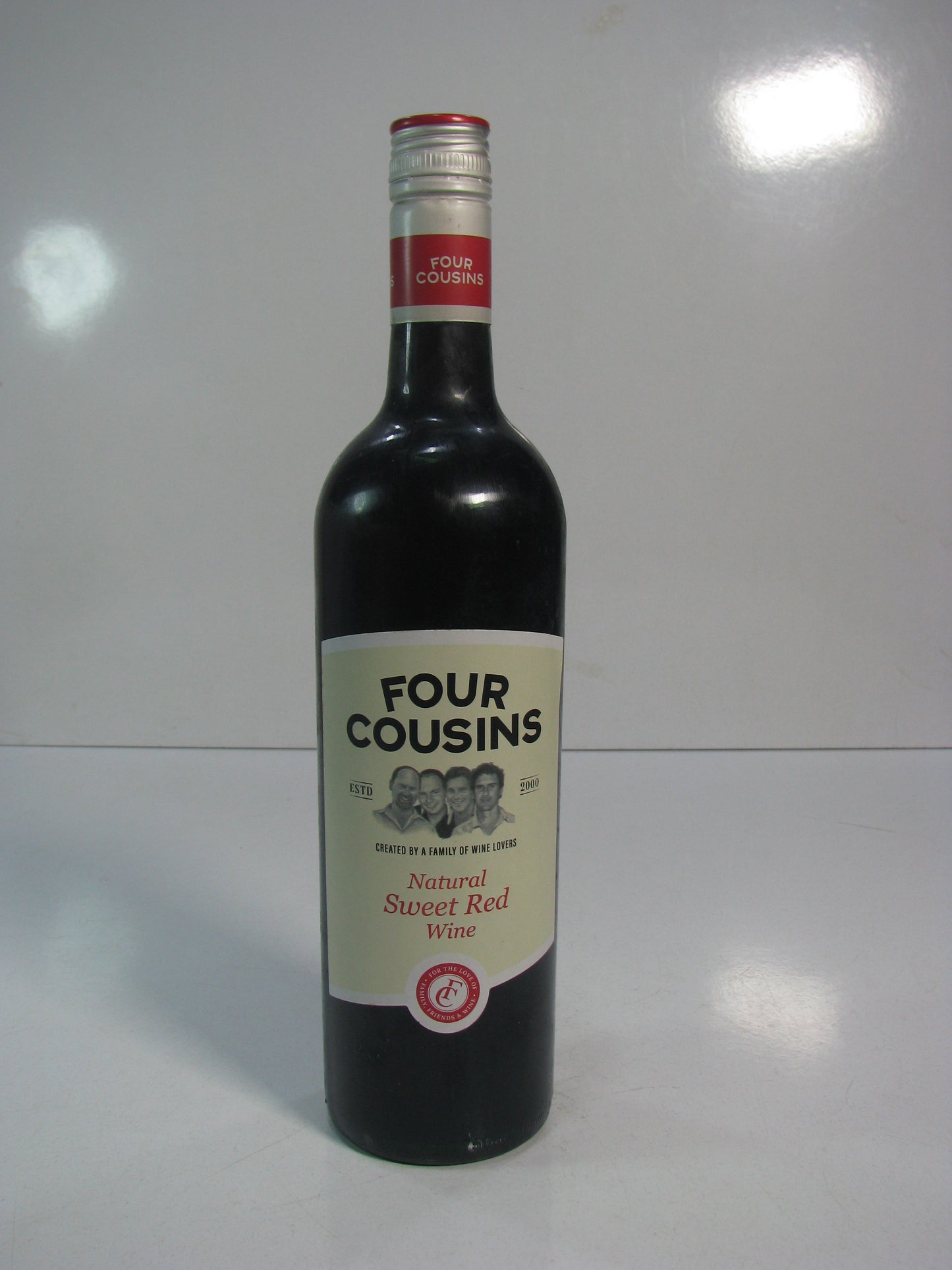 Four Cousins Natural Wine 750M