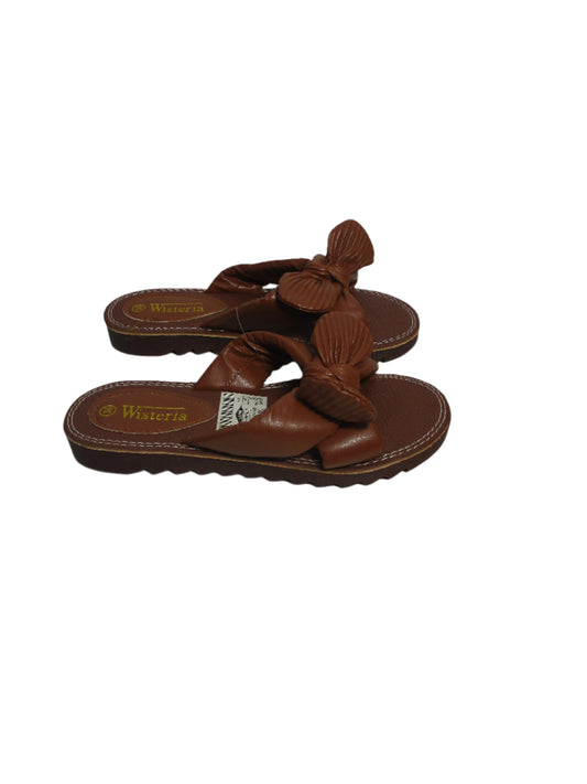 Wisteria Ladies Slippers